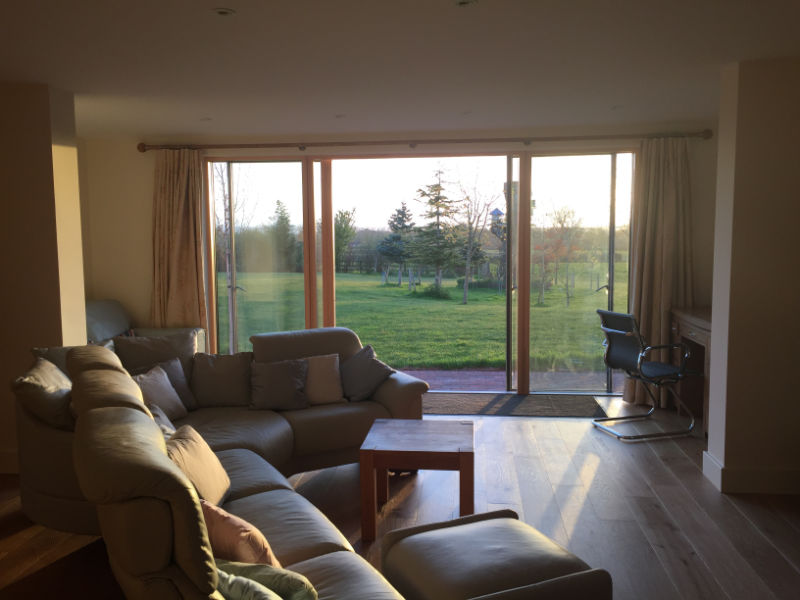 kiddicoot-farm-sitting-room-800